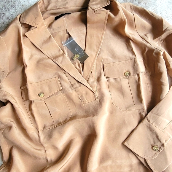 NWT J. Crew Silk patch pocket popover shirt, size XS - Picture 5 of 6
